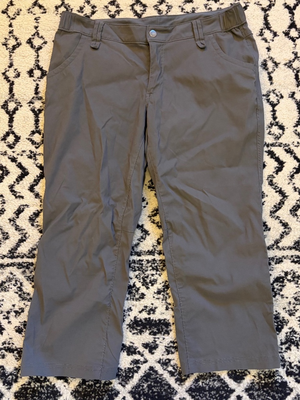 Duluth Trading Co Dry on the Fly Capri Pants Women's 12 Gray Outdoor Hiking Camp